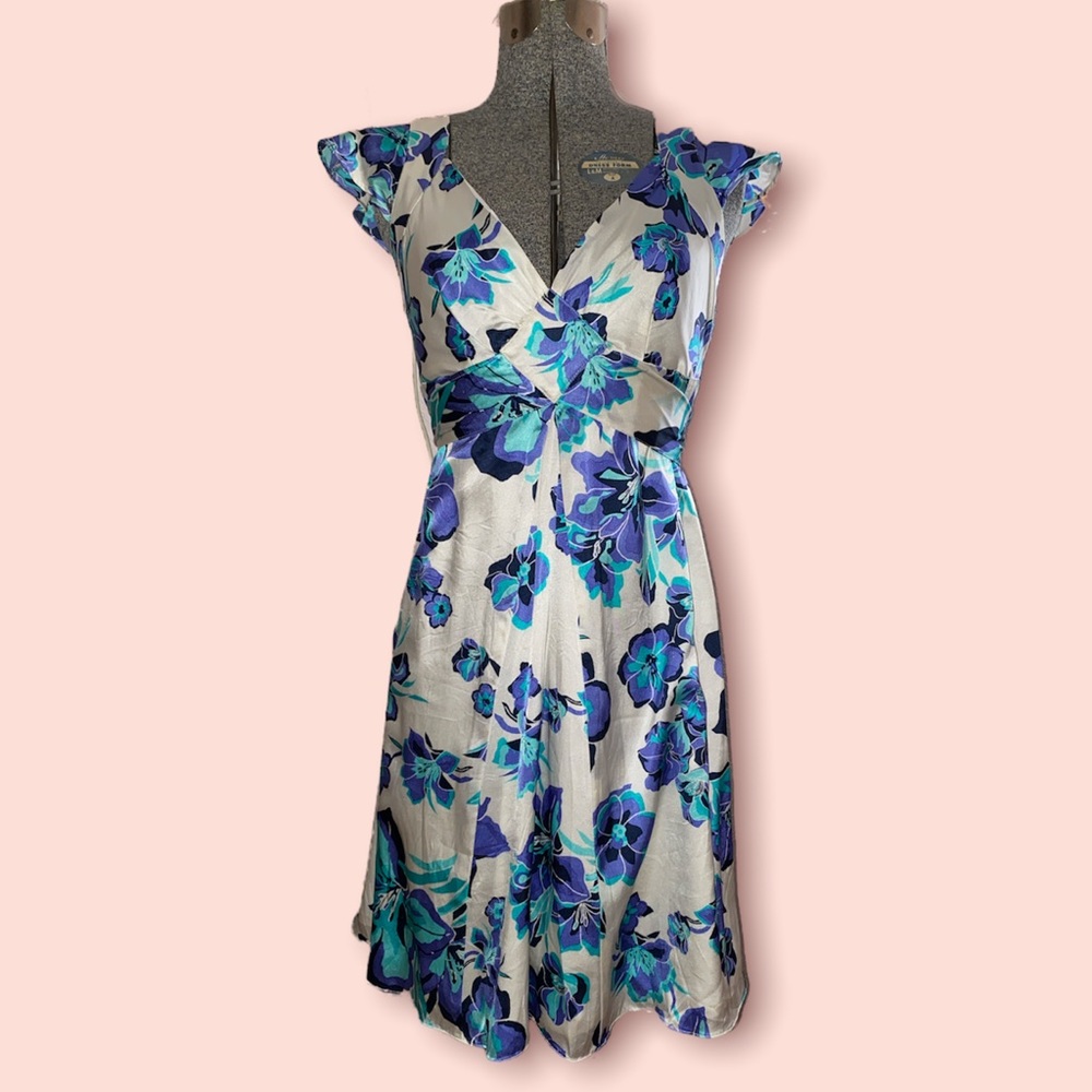 Vintage Early 2000s Silk Guess Dress Vibrant Colors Flowy Tropical Floral Print